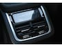 Volvo XC90 T8 455 AWD Ultra Dark | Luchtvering | Massage | Trekhaak | 22''
