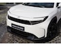Toyota Urban Cruiser Executive 61 kWh, JBL, 360 Camera, € 2500 Inruil Voordeel ! Adaptieve cruise control, Apple Carplay / Android Auto.