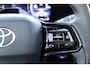 Toyota Urban Cruiser Executive 61 kWh, JBL, 360 Camera, € 2500 Inruil Voordeel ! Adaptieve cruise control, Apple Carplay / Android Auto.