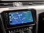 Volkswagen Passat Variant 1.4 TSI ACT Highline R 150Pk Automaat (VIRTUAL COCKPIT, APPLE CARPLAY, BLACK PACK, CAMERA, STOELVERWARMING, LEDER/ALCANTARA, GETINT GLAS, KEYLESS, ADAPTIVE CRUISE, NIEUWSTAAT)