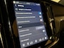 Volvo V60 T8 AWD Recharge Plus Dark | Trekhaak | Harman Kardon | Adaptieve Cruise Control | Stoelverwarming voor+achter | Stuurwielverwarming | 360 Camera | Pilot Assist | BLIS Dode Hoek Detectie | Elektrische voorstoelen geheugen | Lederen bekleding | Zitting verlenging voorstoelen | Lederen dashboard | Google Infotainment | Keyless Drive | Parkeersensoren voor+achter | Privacy Glass | Elektrisch bedienbare achterklep | DAB Radio | Apple Carplay/Android Auto | Volvo On Call met mobiele App functie | Forest Lake Metallic |