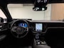 Volvo V60 T8 AWD Recharge Plus Dark | Trekhaak | Harman Kardon | Adaptieve Cruise Control | Stoelverwarming voor+achter | Stuurwielverwarming | 360 Camera | Pilot Assist | BLIS Dode Hoek Detectie | Elektrische voorstoelen geheugen | Lederen bekleding | Zitting verlenging voorstoelen | Lederen dashboard | Google Infotainment | Keyless Drive | Parkeersensoren voor+achter | Privacy Glass | Elektrisch bedienbare achterklep | DAB Radio | Apple Carplay/Android Auto | Volvo On Call met mobiele App functie | Forest Lake Metallic |