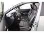 Toyota Corolla Cross Hybrid 200 Executive | Lederen bekleding | Panoramadak | Trekhaak | 360 graden camera |