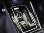 Volkswagen Golf 1.5 eHybrid GTE | SoH 100% | Panoramadak | Trekhaak | Lederen bekleding ‘Vienna’ | Head-up display | 360 camera | Stoelventilatie voor | Black style |