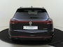 Volkswagen Touareg 3.0 TSi eHybrid 4MOTION R Edition | SoH 97% | Panoramadak | Lederen bekleding ‘Puglia’ | Luchtvering | DYNAUDIO | Head-up display | Black style | Stoelventilatie voor | 360 camera |