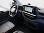 Volkswagen e-Transporter e-Tranporter Pick up Dubbele cabine L2 136PK 71 kWh | Airco | Cruise control | Navigatie via app connect | Trekhaak | Camera | All season banden |
