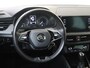 Skoda Scala 1.0 TSI Ambition | Climate control | CarPlay | Cruise control | Lane- en frontassist | Parkeersensoren achter | Bluetooth |