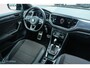 Volkswagen T-Roc 1.5 TSI Sport R-Line | LED | Pano | Stoelverwarming | ACC | Ambientverlichting | Camera | Virtual dash | DAB+