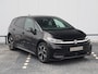 Volkswagen ID.3 Life 50 kWh accu | 170 PK | Steunhaak | 19" inch velgen | Camera | App-Connect | Keyless | Stoelverwarming |