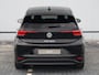 Volkswagen ID.3 Life 50 kWh accu | 170 PK | Steunhaak | 19" inch velgen | Camera | App-Connect | Keyless | Stoelverwarming |