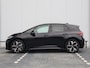 Volkswagen ID.3 Life 50 kWh accu | 170 PK | Steunhaak | 19" inch velgen | Camera | App-Connect | Keyless | Stoelverwarming |