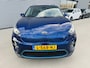 Kia Niro EV e-Niro ExecutiveLine 64 kWh SOH 100% | Sunroof | Privacyglass | Keyless | Stoel& Stuurverw. | BTW auto