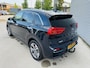 Kia Niro EV e-Niro ExecutiveLine 64 kWh SOH 100% | Trekhaak | Sunroof | Privacyglass | Keyless | Stoel& Stuurverw. | BTW auto