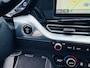 Kia Niro EV e-Niro ExecutiveLine 64 kWh SOH 100% | Trekhaak | Sunroof | Privacyglass | Keyless | Stoel& Stuurverw. | BTW auto