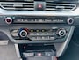 Kia Niro EV e-Niro ExecutiveLine 64 kWh SOH 100% | Trekhaak | Sunroof | Privacyglass | Keyless | Stoel& Stuurverw. | BTW auto