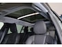 Volvo V60 T8 AWD Plus Dark Performance Edition - IntelliSafe Assist & Surround - Panoramisch schuif-/kanteldak - 360º camera - Harman Kardon - Stoelverwarming voor & achter - Verwarmbaar stuur - Keyless - Parkeersensoren voor & achter - Elektrisch verstelbare voorstoelen met geheugen - Geïntegreerde Google Maps - Apple® CarPlay - 19 inch lichtmetalen velgen