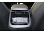 Volvo V60 T8 AWD Plus Dark Performance Edition - IntelliSafe Assist & Surround - Panoramisch schuif-/kanteldak - 360º camera - Harman Kardon - Stoelverwarming voor & achter - Verwarmbaar stuur - Keyless - Parkeersensoren voor & achter - Elektrisch verstelbare voorstoelen met geheugen - Geïntegreerde Google Maps - Apple® CarPlay - 19 inch lichtmetalen velgen