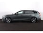 Volvo V60 T8 AWD Plus Dark Performance Edition - IntelliSafe Assist & Surround - Panoramisch schuif-/kanteldak - 360º camera - Harman Kardon - Stoelverwarming voor & achter - Verwarmbaar stuur - Keyless - Parkeersensoren voor & achter - Elektrisch verstelbare voorstoelen met geheugen - Geïntegreerde Google Maps - Apple® CarPlay - 19 inch lichtmetalen velgen