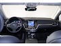 Volvo V60 T8 AWD Plus Dark Performance Edition - IntelliSafe Assist & Surround - Panoramisch schuif-/kanteldak - 360º camera - Harman Kardon - Stoelverwarming voor & achter - Verwarmbaar stuur - Keyless - Parkeersensoren voor & achter - Elektrisch verstelbare voorstoelen met geheugen - Geïntegreerde Google Maps - Apple® CarPlay - 19 inch lichtmetalen velgen