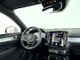 Volvo XC40 T2 Momentum Business | Park assist | Climate control | Cruise control | Navigatie