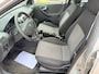 Opel Corsa 1.2-16V Maxx APK 12-01-2027/ RIJDT SCHAKELT GOED