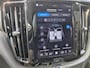 Volvo XC60 T6 AWD 350PK Plug-in Hybrid Plus Dark | Long Range | Trekhaak | Carplay | Elektr. Stoelen. | Verwarm. Stoelen+Stuur | PANO | ACC |