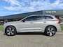 Volvo XC60 T6 AWD 350PK Plug-in Hybrid Plus Dark | Long Range | Trekhaak | Carplay | Elektr. Stoelen. | Verwarm. Stoelen+Stuur | PANO | ACC |