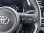Toyota Yaris Cross 1.5 Hybrid 115 Dynamic | Dodehoek detectie | Apple Carplay / Android Auto | Stoel-/stuurverwarming | Parkeersensoren voor/achter | Keyless | Adaptive Cruise | Clima | Full LED | Camera | 17 inch