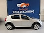 Dacia Sandero 1.6 Stepway / bj.2012 / kleur: grijs / airco / sportvelgen / 5 deurs / stereo/NAP met 169962 km.en APK tot 05/2027 /