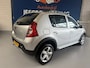Dacia Sandero 1.6 Stepway / bj.2012 / kleur: grijs / airco / sportvelgen / 5 deurs / stereo/NAP met 169962 km.en APK tot 05/2027 /