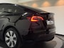 Tesla Model Y Long Range AWD 75 kWh | Autopilot | Voor & achterstoelen verwarmd | Keyless
