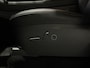 Tesla Model Y Long Range AWD 75 kWh | Autopilot | Voor & achterstoelen verwarmd | Keyless