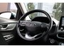 Hyundai Kona Electric EV Fashion 64 kWh | Achteruitrijcamera | Airco (automatisch) | Apple Carplay/Android Auto|telefoonintegratie premium