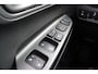 Hyundai Kona Electric EV Fashion 64 kWh | Achteruitrijcamera | Airco (automatisch) | Apple Carplay/Android Auto|telefoonintegratie premium