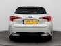 Toyota Corolla Touring Sports Hybrid 140 Dynamic | Apple Carplay / Android Auto | Stoelverwarming | Parkeersensoren voor/achter | Adaptive Cruise | Keyless | Clima | Camera | Full LED | 17 inch