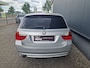 BMW 3-Serie Touring 320i Business Line