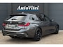 BMW 3-Serie Touring 330e M Sport | Head-up | Sportleder | 19' Inch Breedset | Comfort Access | Trekhaak | Adap. Cruise