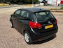 Kia Venga 1.6 CVVT Edition AUT. - Navi - Camera - PDC - LM