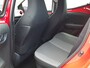 Toyota Aygo 1.0 VVT-i x-play | Dealer onderhouden | Apple CarPlay/Android Auto | Achteruitrijcamera | Airco | Elektrische ramen voor | Buitenspiegels elektrisch verstelbaar |