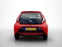 Toyota Aygo 1.0 VVT-i x-play | Dealer onderhouden | Apple CarPlay/Android Auto | Achteruitrijcamera | Airco | Elektrische ramen voor | Buitenspiegels elektrisch verstelbaar |