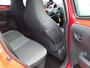 Toyota Aygo 1.0 VVT-i x-play | Dealer onderhouden | Apple CarPlay/Android Auto | Achteruitrijcamera | Airco | Elektrische ramen voor | Buitenspiegels elektrisch verstelbaar |