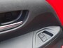 Toyota Aygo 1.0 VVT-i x-play | Dealer onderhouden | Apple CarPlay/Android Auto | Achteruitrijcamera | Airco | Elektrische ramen voor | Buitenspiegels elektrisch verstelbaar |