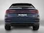 Audi Q8 55 TFSI e quattro Pro Line S | Glazen panoramadak | Bang & Olufsen Premium 3D | Comfortsleutel | Trekhaak | Optiekpakket Zwart Plus | leder Bekleding met S-logo | Lichtpakket plus | Glas Donker Tint | Comfortsleutel | Elektrische Voorstoelen | Uitgebreide voorverwarming.