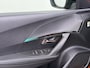 Peugeot e-2008 SUV Allure Pack 50 kWh 136pk | Accu 94% | Navigatie via Apple Carplay en Android auto | Camera achter | Stoelverwarming | Digitale 3D i-Cockpit | Lichtmetalen velgen | Cruise control