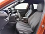 Peugeot e-2008 SUV Allure Pack 50 kWh 136pk | Accu 94% | Navigatie via Apple Carplay en Android auto | Camera achter | Stoelverwarming | Digitale 3D i-Cockpit | Lichtmetalen velgen | Cruise control