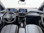 Peugeot e-2008 SUV Allure Pack 50 kWh 136pk | Accu 94% | Navigatie via Apple Carplay en Android auto | Camera achter | Stoelverwarming | Digitale 3D i-Cockpit | Lichtmetalen velgen | Cruise control