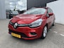 Renault Clio Estate 0.9 TCe Intens l CAMERA l TREKHAAK l DEALER ONDERHOUDEN
