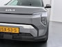 Kia EV3 Plus Advanced 81.4 kWh - Schuif-/Kanteldak - Elektrisch Verstelbare Bestuurdersstoel - Elektrische Achterklep - Stoel-/Stuurverwarming - Fabrieksgarantie tot 2033