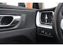 Volvo XC60 T6 Recharge AWD Inscription | Stoelverwarming | Trekhaak | Leder | Pilot Assist | Parkeercamera | Keyless