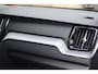 Volvo XC60 T6 Recharge AWD Inscription | Stoelverwarming | Trekhaak | Leder | Pilot Assist | Parkeercamera | Keyless